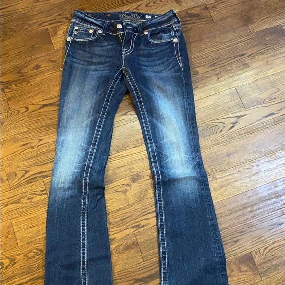 Miss Me Jeans - Picture 2 of 3